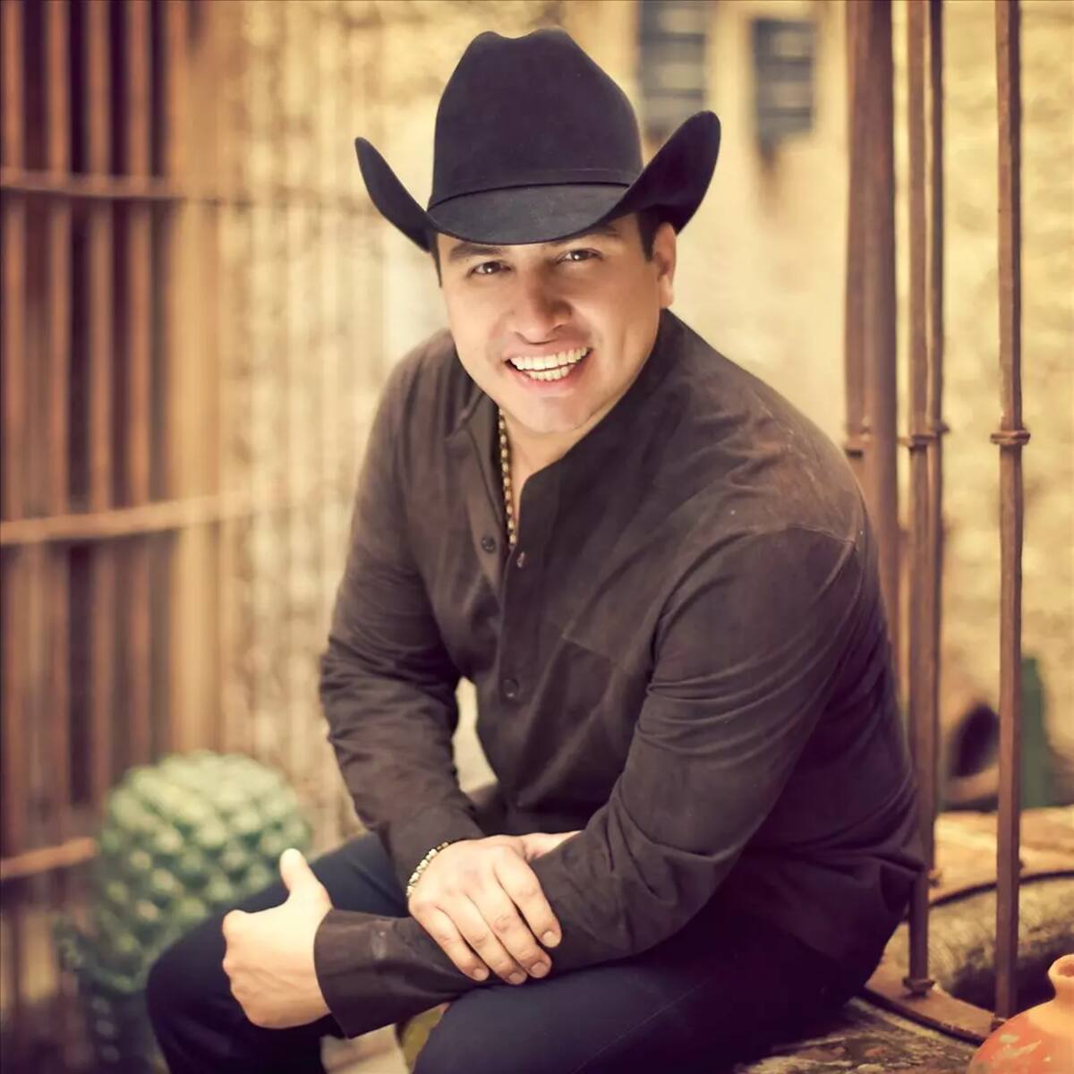 Por problemas con la ley, Julión Álvarez no puede regresar a Estados Unidos - Créditos: Instagram