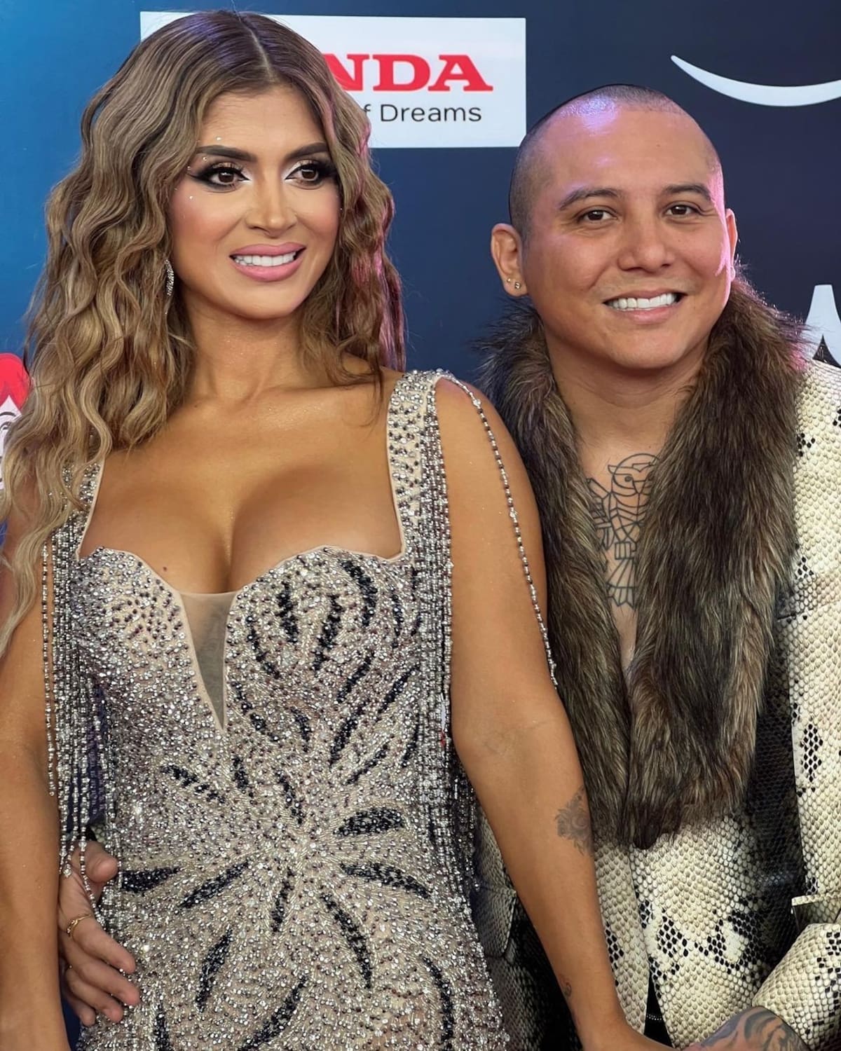 "¿Por qué me dedicas esa?", le preguntó el cantante a la modelo. - Créditos: Instagram