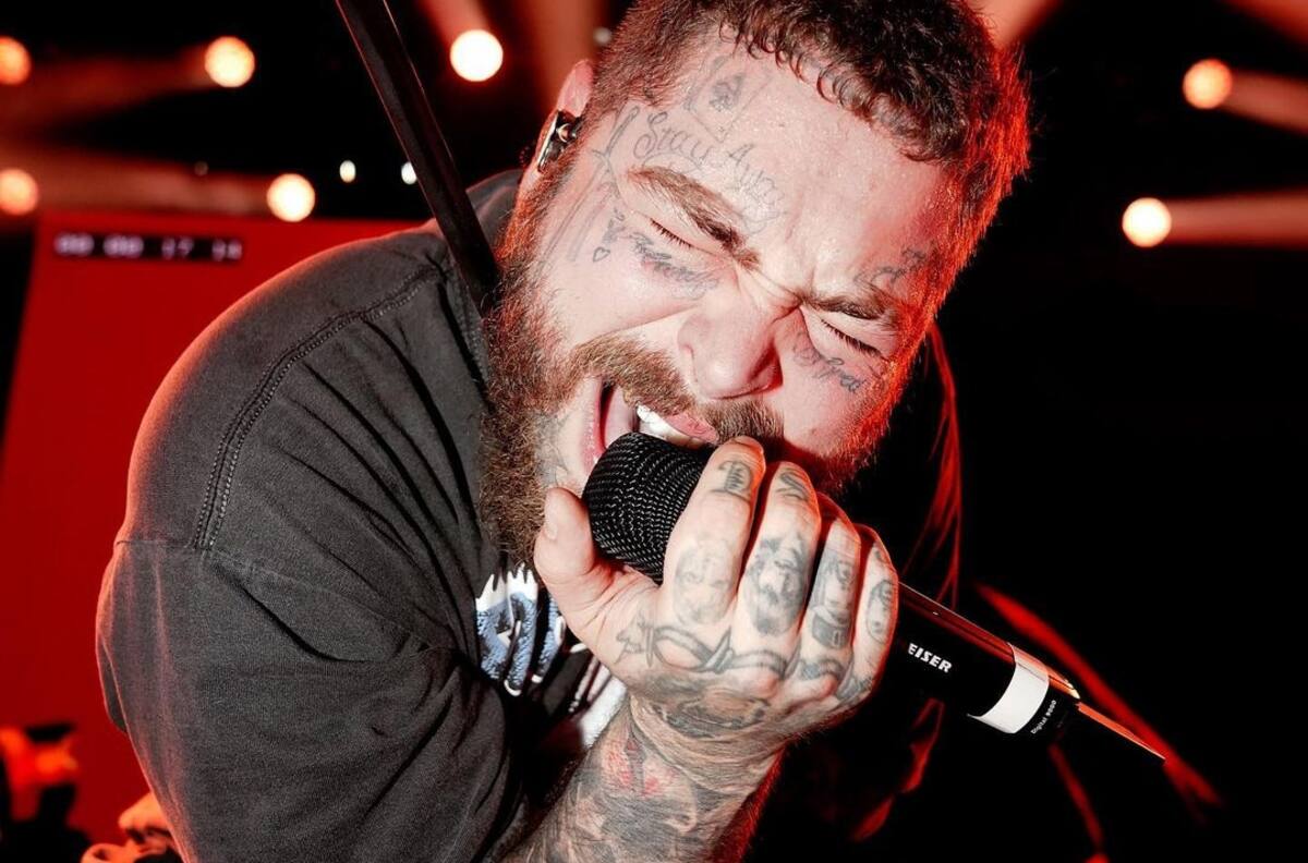Post Malone sufre impresionante caída sobre el escenario