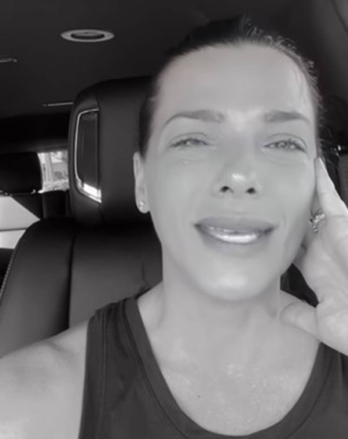 Presentadora Bárbara Bermudo hace pública revelación sobre su cirugía por enfermedad autoinmune El dramático relato de la presentadora - Créditos: Instagram