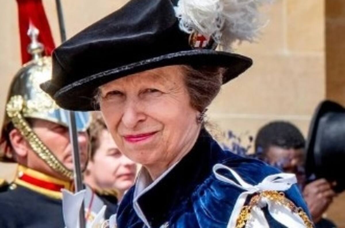 Princesa Ana advierte que no quiere que Harry esté en coronación de Carlos III por una sólida razón