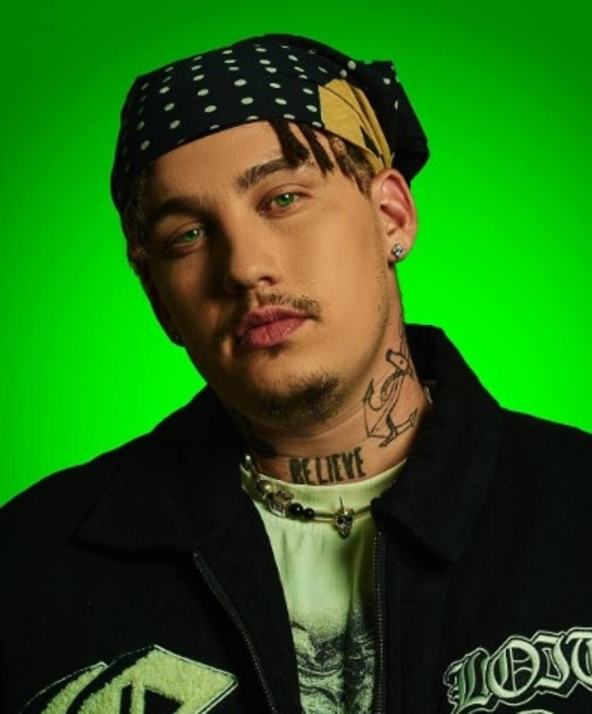 Rapero Costa Titch muere al caerse en pleno show; presunta causa debe ser confirmada en la autopsia El cantante se desmayó y no recuperó el conocimiento - Créditos: Instagram