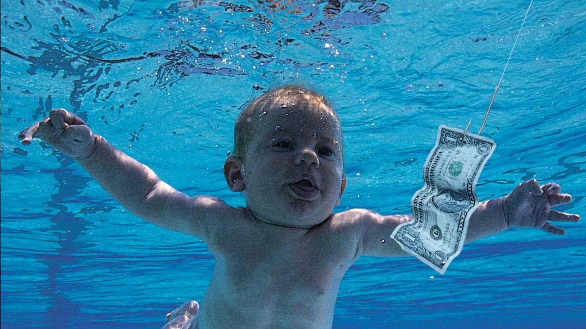 Juez rechaza demanda de Spencer Elden, el bebé de la portada de Nirvana