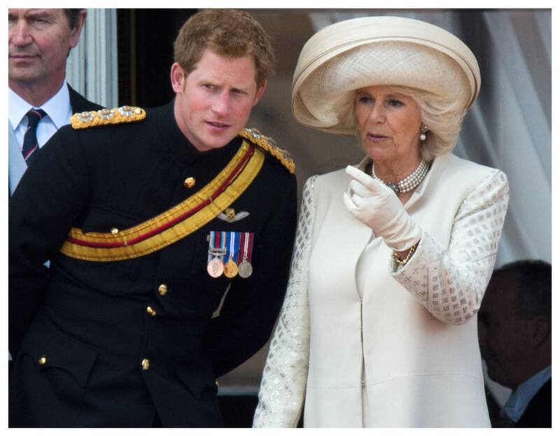 La reina Camila no toma en cuenta al príncipe Harry.