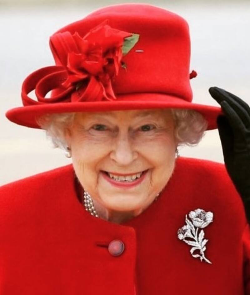 Reina Isabel II permitió a asistente que escriba un libro con los últimos días de su vida La reina fue leal con una de sus más fieles colaboradoras. - Créditos: Instagram