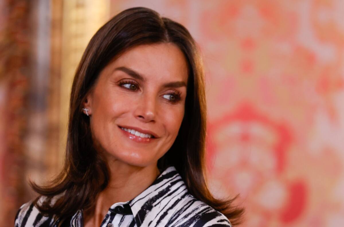 Reina Letizia suspende agenda tras dar positivo a Covid-19