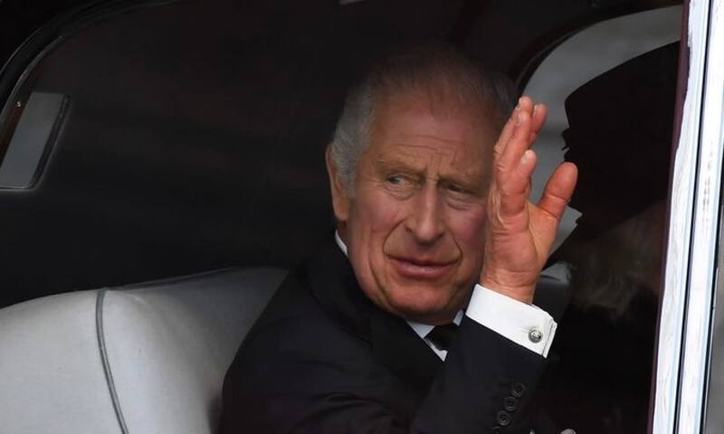 Rey Carlos III vuelve al castillo de Balmoral para pasar el duelo Rey Carlos III vuelve al castillo de Balmoral para pasar el duelo - Créditos: Twitter