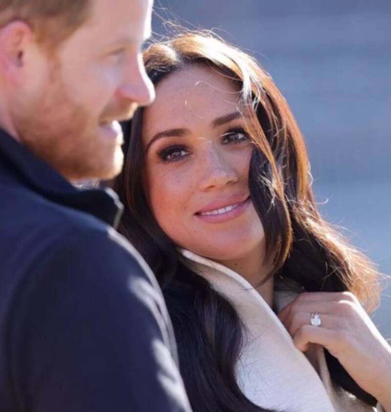Rey Carlos III y príncipe William saben quién es el contacto de Meghan Markle con la familia real La pareja de Sussex aún tiene un contacto con la familia real - Créditos: Instagram