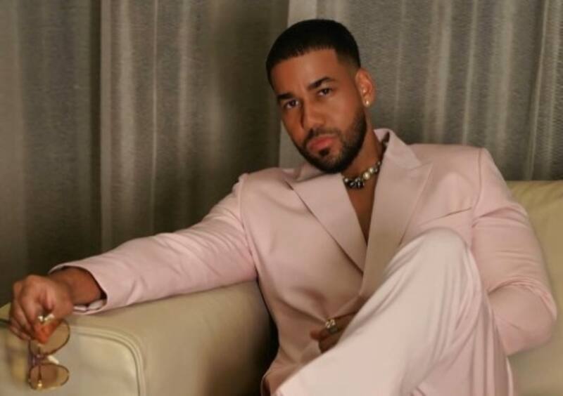 Romeo Santos sacude las redes con cruda confesión de su 2021 El cantante tuvo una gran dosis de franqueza - Créditos: Instagram