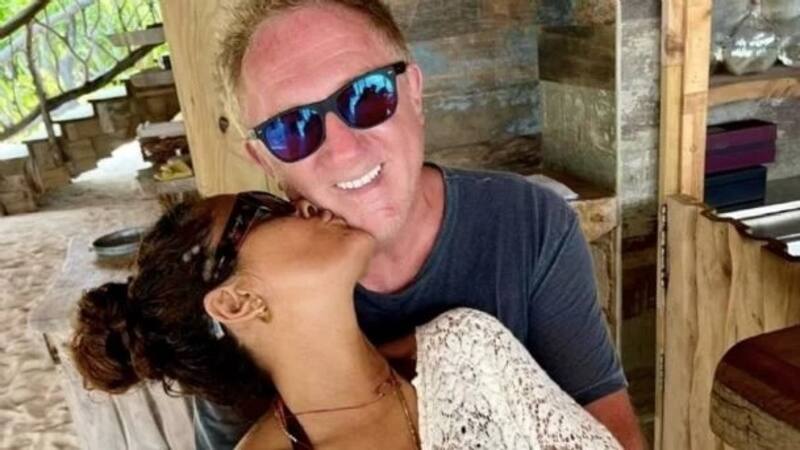 Salma Hayek posa para su esposo y se convierte en su modelo en Jordania - Créditos: Instagram