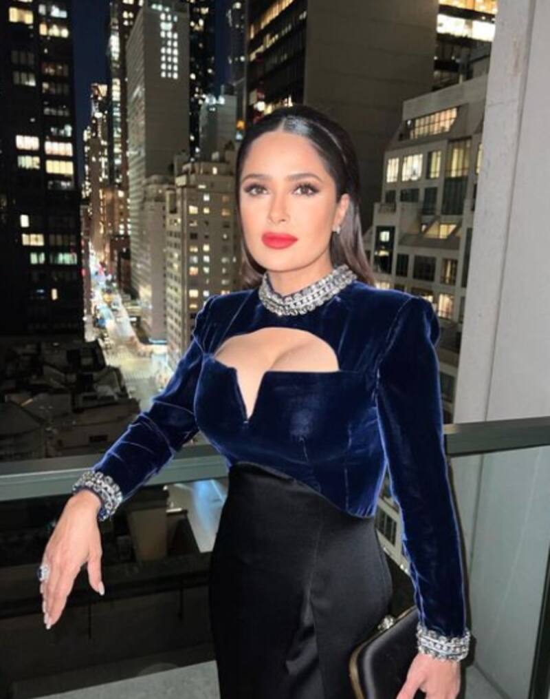Salma Hayek se pasea en fachas en Londres - Créditos: Instagram