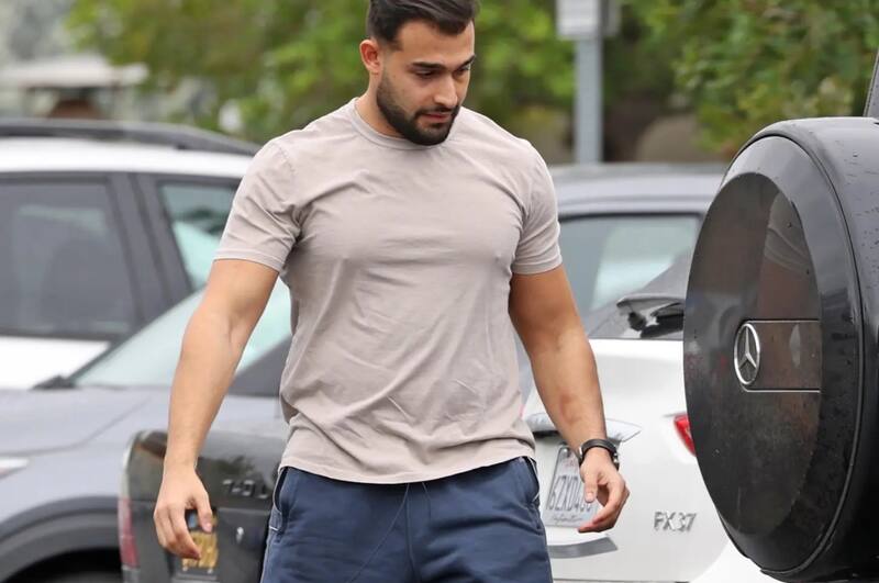 En el brazo izuierdo se puede observar una clara marca que parece una mordedura. Al ser consultado por ello, le restó importancia.