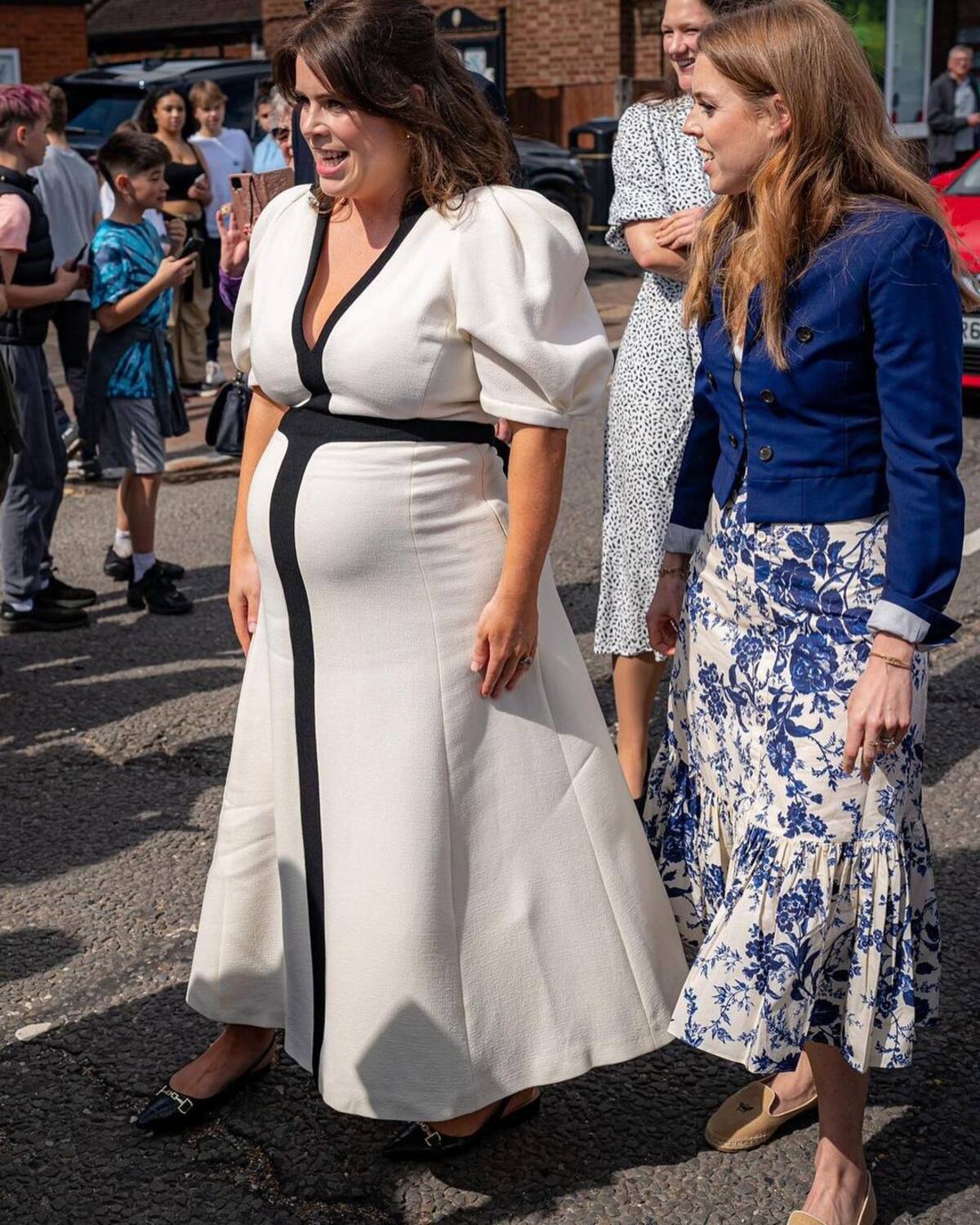 Sarah Ferguson convivió con sus hijas Beatriz y Eugenia - Créditos: Instagram