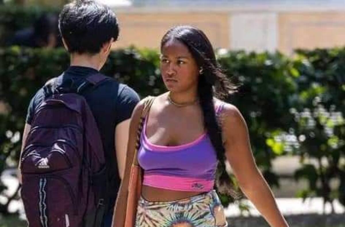 Hija de Michelle y Barack Obama deja ver su piercing en el ombligo mientras pasea por LA
