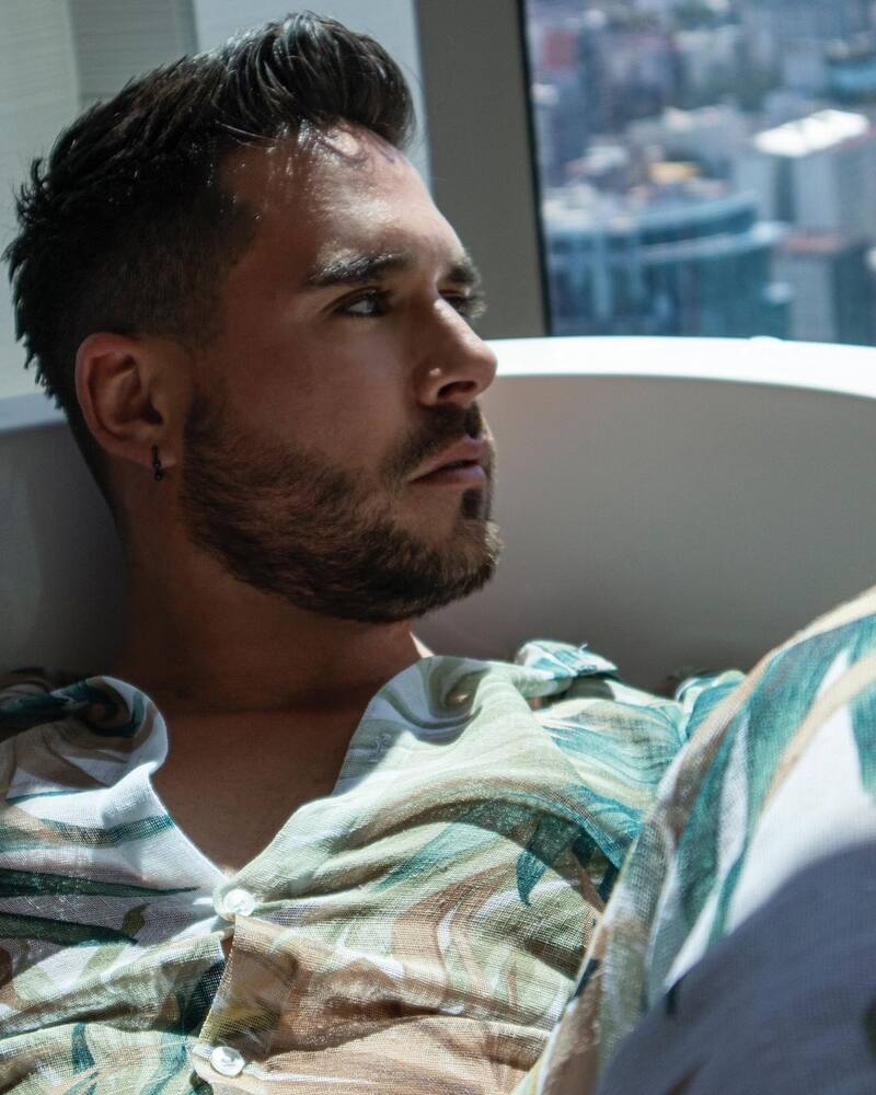 Sebastián Caicedo revela si mantiene o no una relación con una modelo - Créditos: Instagram