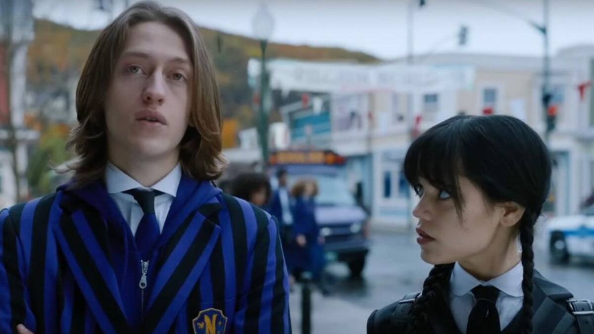 Merlina atraviesa primer escándalo ante denuncias contra uno de los protagonistas