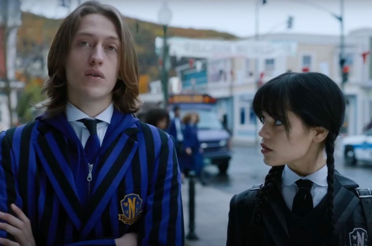 Merlina atraviesa primer escándalo ante denuncias contra uno de los protagonistas