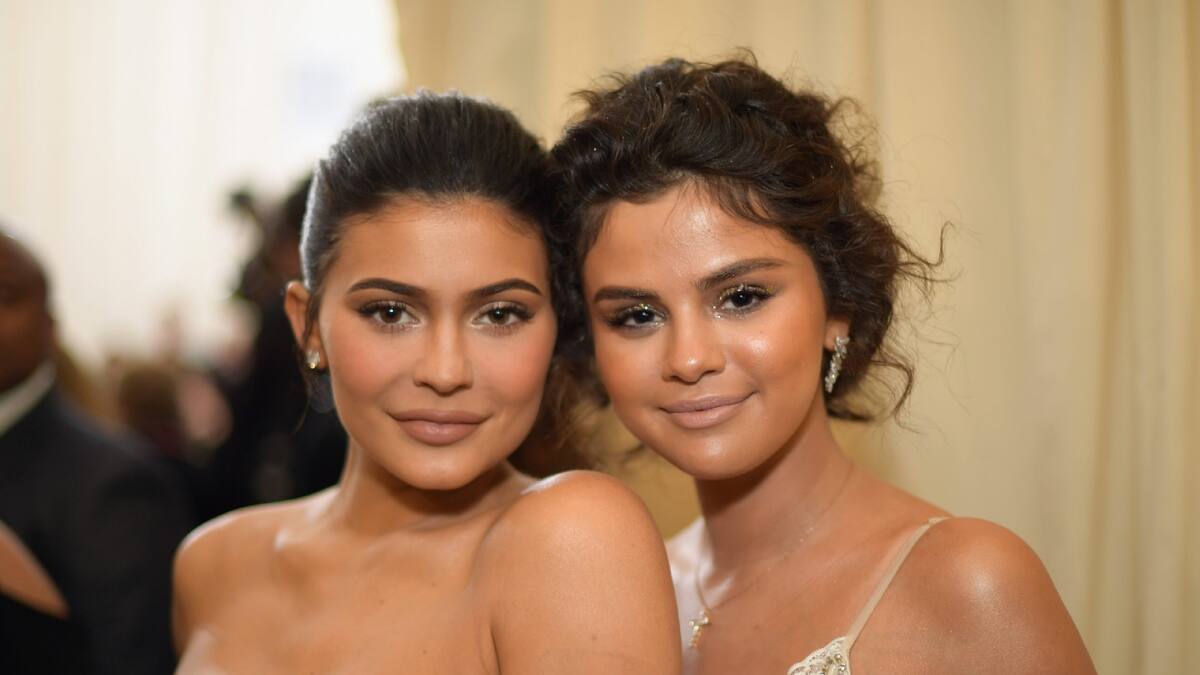 Selena Gomez estaría saliendo con uno de los ex novios más famosos de Kylie Jenner
