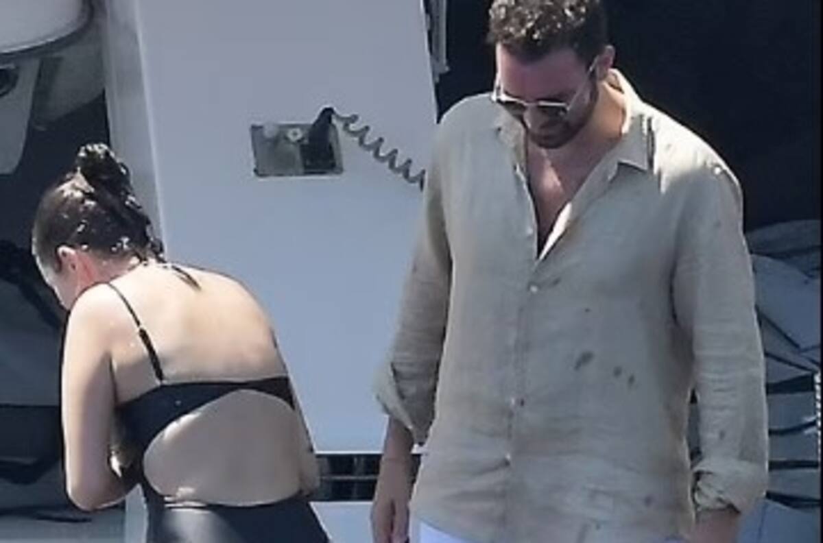 Selena Gomez y productor italiano pasan juntos vacaciones en el Mediterráneo