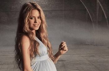 Shakira estaría embarazada de su tercer hijo según Mhoni Vidente