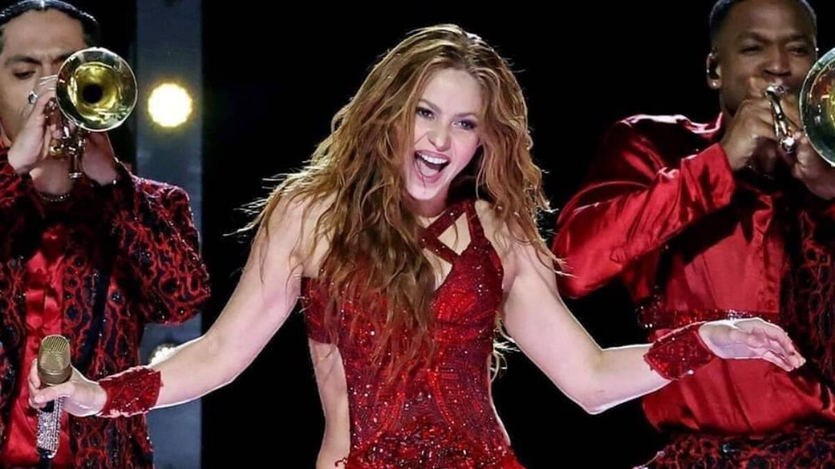 Shakira le vuelve a lanzar dardos a Gerard Piqué después de recibir un prestigioso galardón