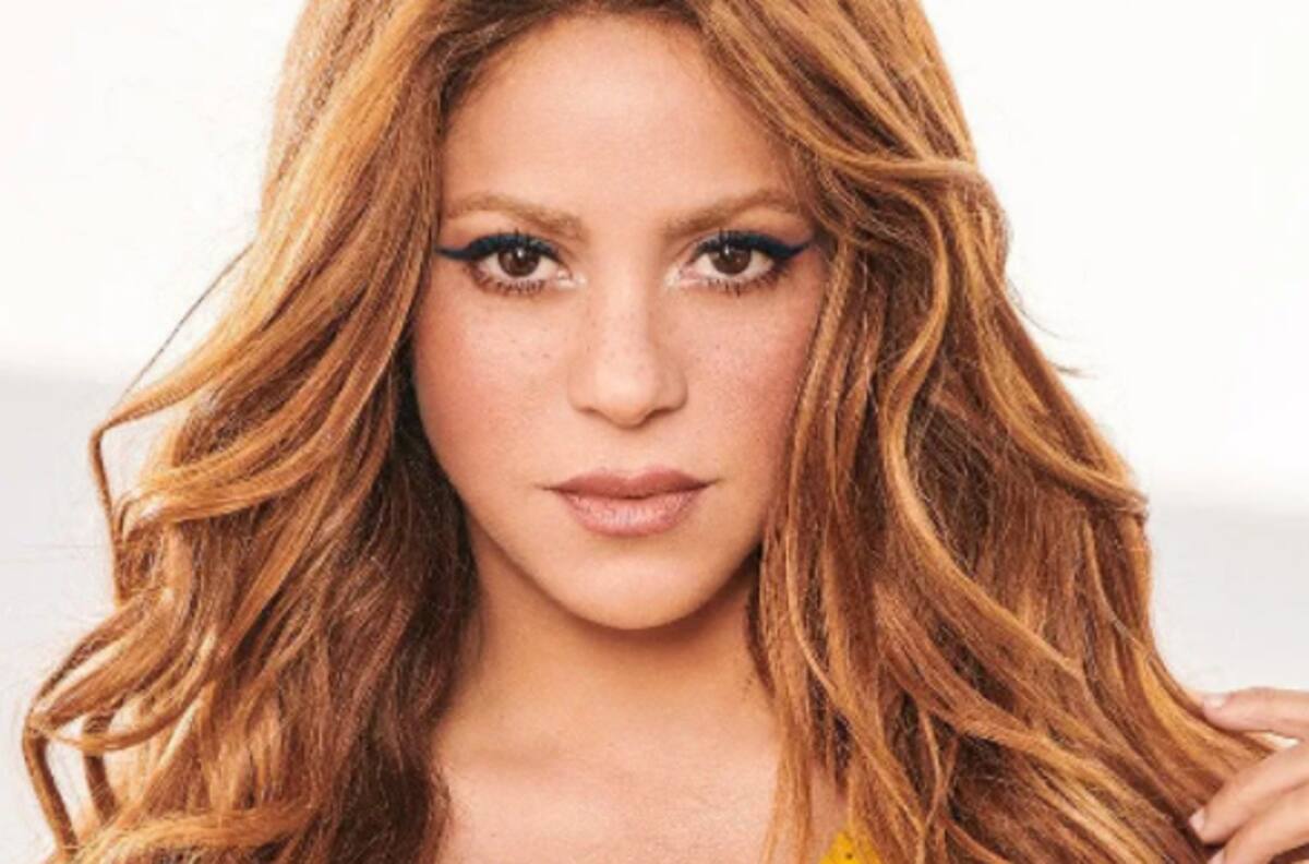 El día que Shakira evitó que famoso presentador mexicano le tocara la cintura