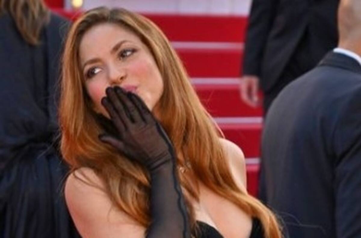 Shakira aclara su vínculo con el instructor de surf "por respeto a mis niños"