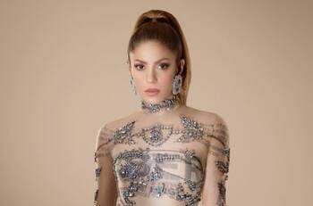 Shakira ve colección de muñecas en su honor y no lo puede creer