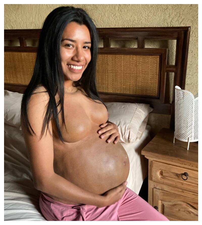 La actriz durante la etapa de grabación de Madre de alquiler. "A una semana de dar a luz", comentó cuando publicó esta fotografía.