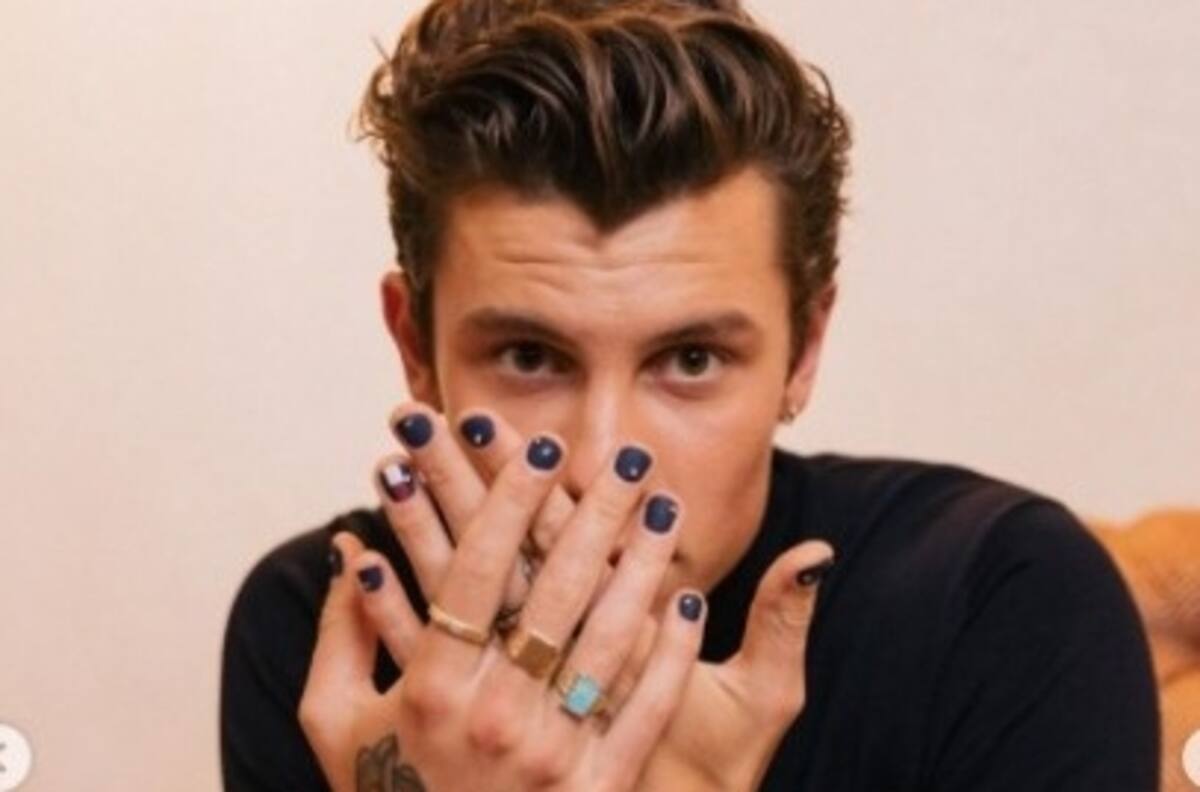 Captan a Shawn Mendes con misteriosa mujer