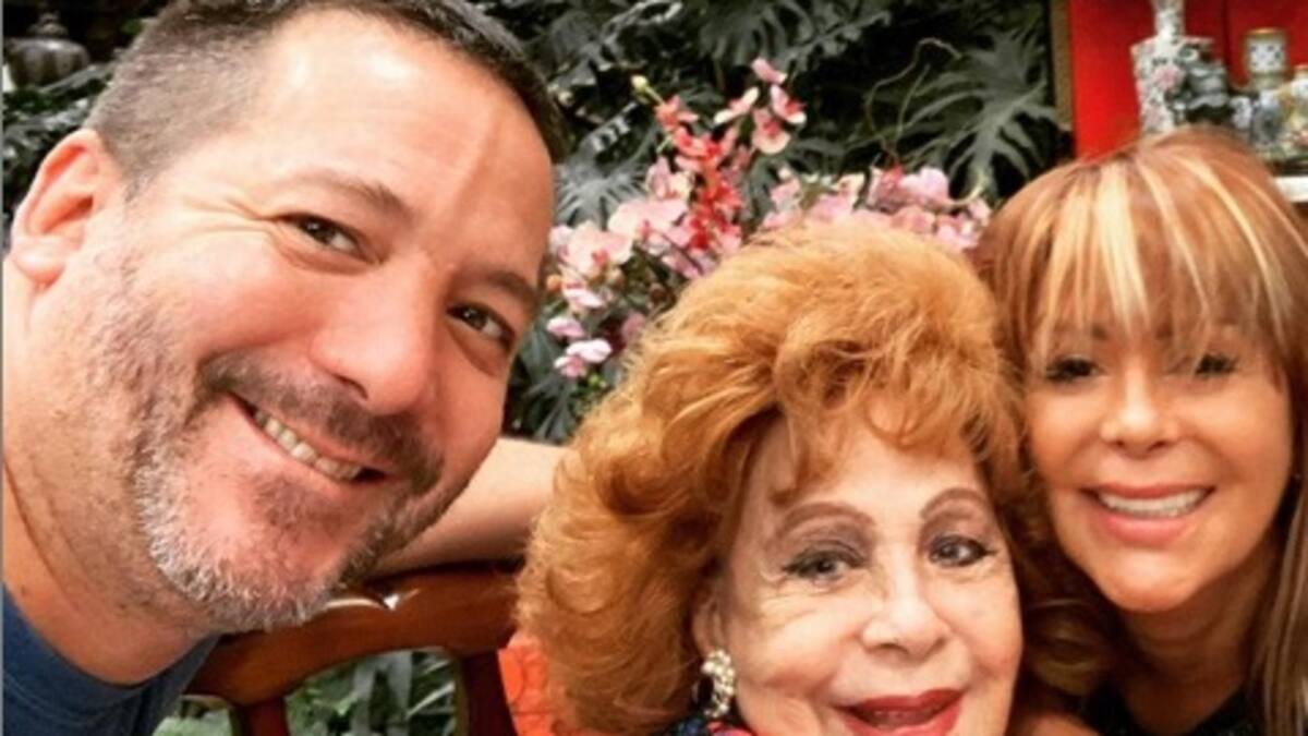 Silvia Pinal sufre millonario robo de su propio hijo, según publicación mexicana