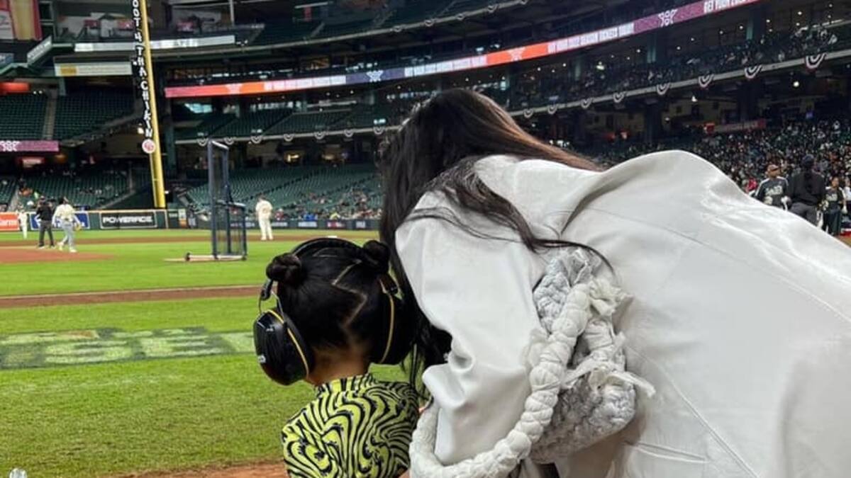 Kylie Jenner demuestra cuánto esperaba la pequeña Stormi a su hermano menor