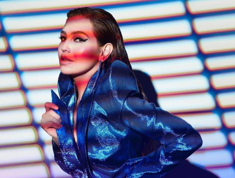 Thalia fue la conductora de la entrevista para la "It's get bettter".