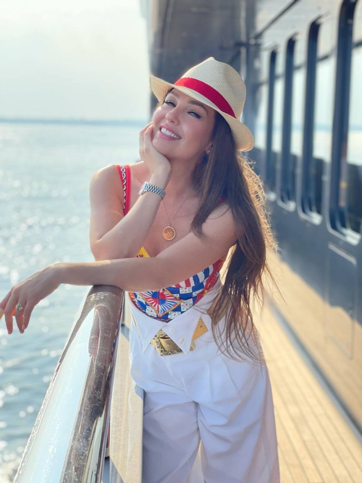 Thalía La cantante compartió videos donde muestra la inundación de su casa en Nueva York. - Créditos: Facebook Thalía