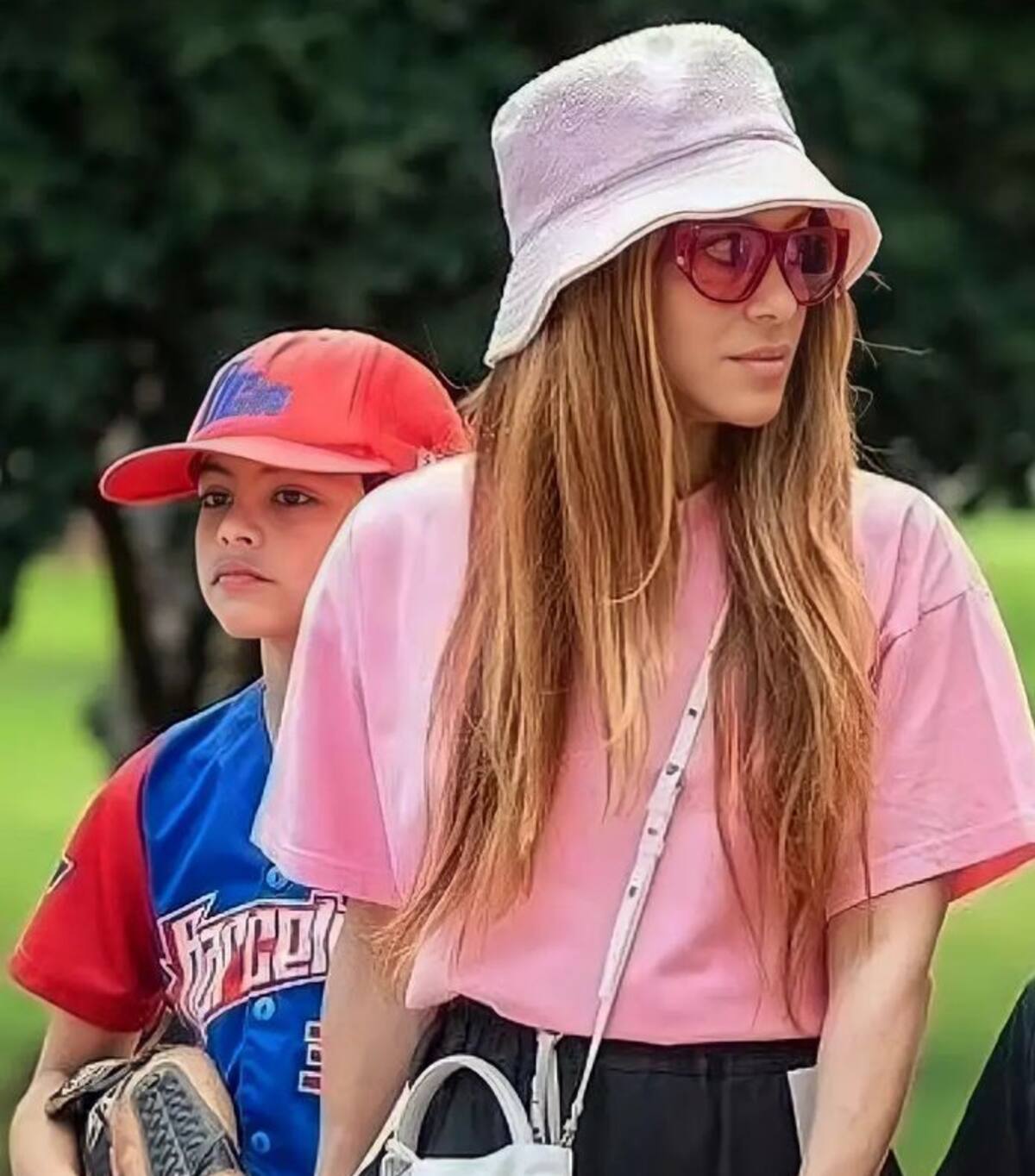 Tras una intensa semana con Gerard Piqué, Shakira es captada celebrando con su hijo Milan - Créditos: Instagram