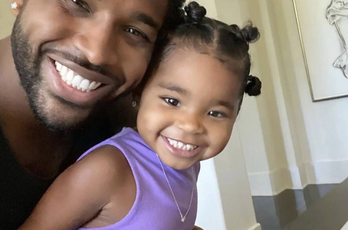 Hija de 4 años de Khloé Kardashian luce collar de diamantes de US$ 25 mil obsequiado por su padre