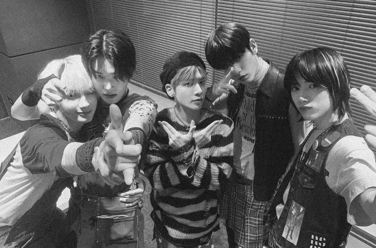 TXT 'ataca' su oficina en nueva presentación de 'LO$ER=LOVER'