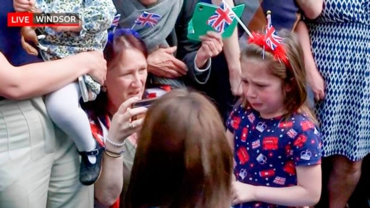 La niña que estalló en un llanto de emoción al abrazar a Kate Middleton