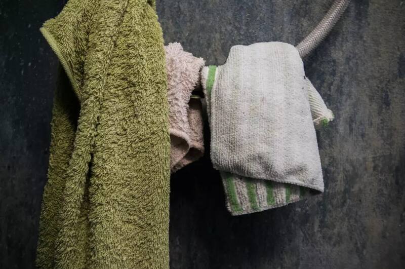 Usar toallas en el rostro puede causar desde problemas a la piel hasta infecciones estomacales