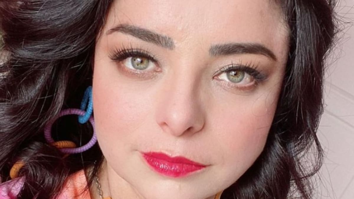 Violeta Isfel perdió mucho peso tras su hospitalización y aún está convaleciente