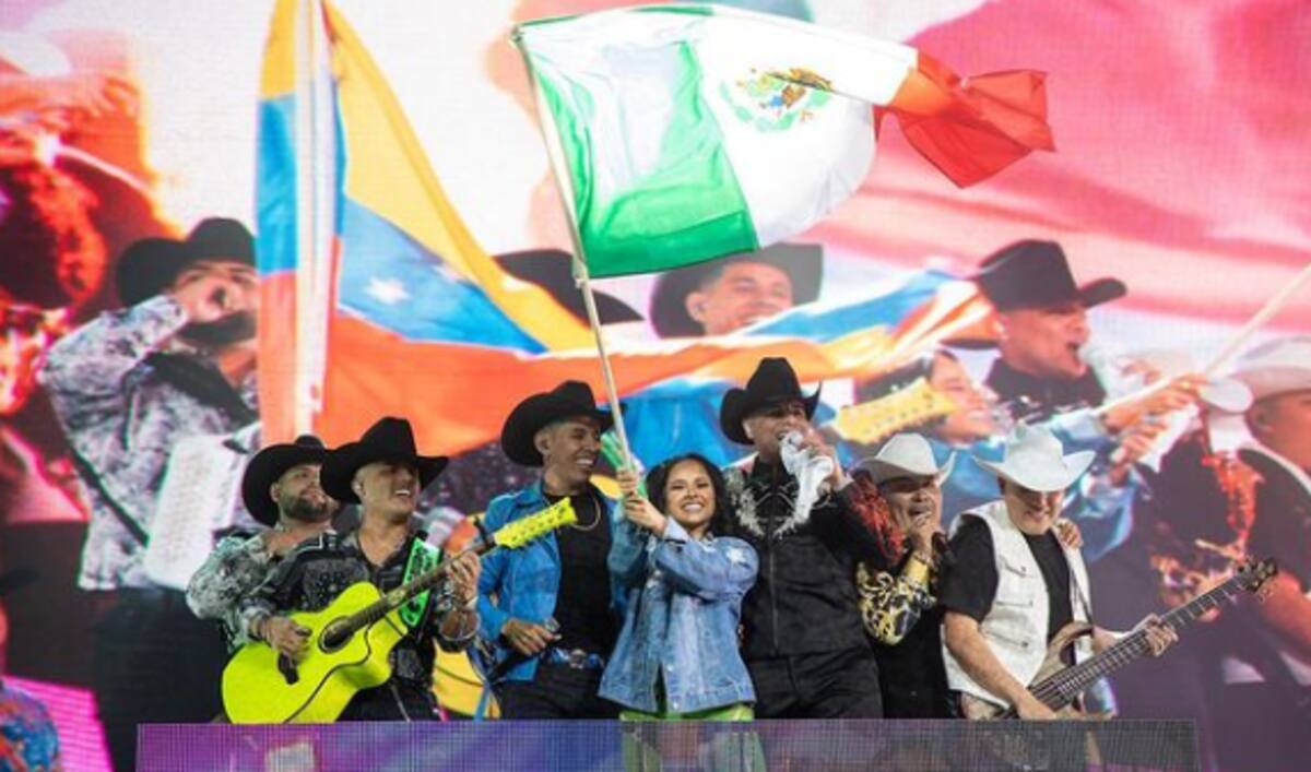 Vocalista de Grupo Firme exhibe a quienes dañaron su departamento - Créditos: Instagram