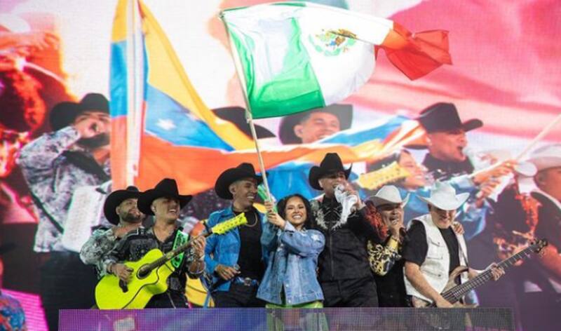 Vocalista de Grupo Firme exhibe a quienes dañaron su departamento - Créditos: Instagram