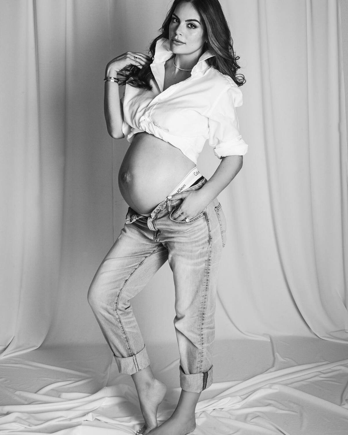 Ximena Navarrete compartió los mensajes de sus fans donde le alertan que está a punto de dar a luz - Créditos: Instagram