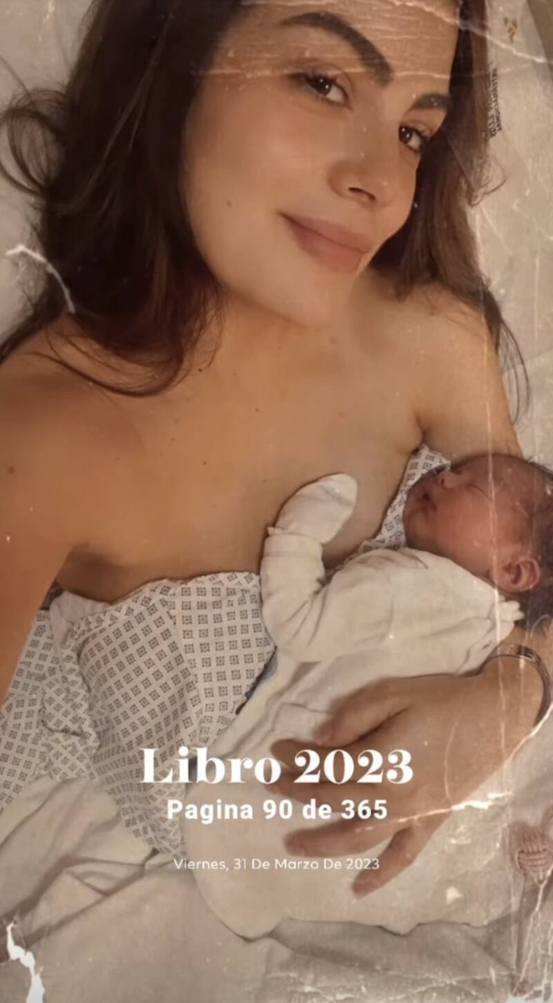 Ximena Navarrete enterneció las redes sociales mostrando a su hijo a pocas horas de nacido - Créditos: Instagram