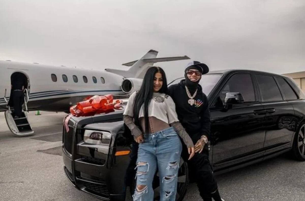 6ix9ine sorprende a Yailin, la más viral, con un lujoso regalo y desatan nuevos rumores de romance