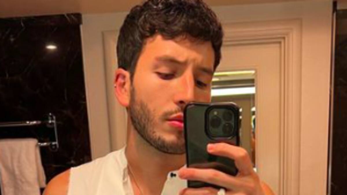 Sebastián Yatra rompe el silencio sobre rumores que lo relacionan con Aislinn Derbez