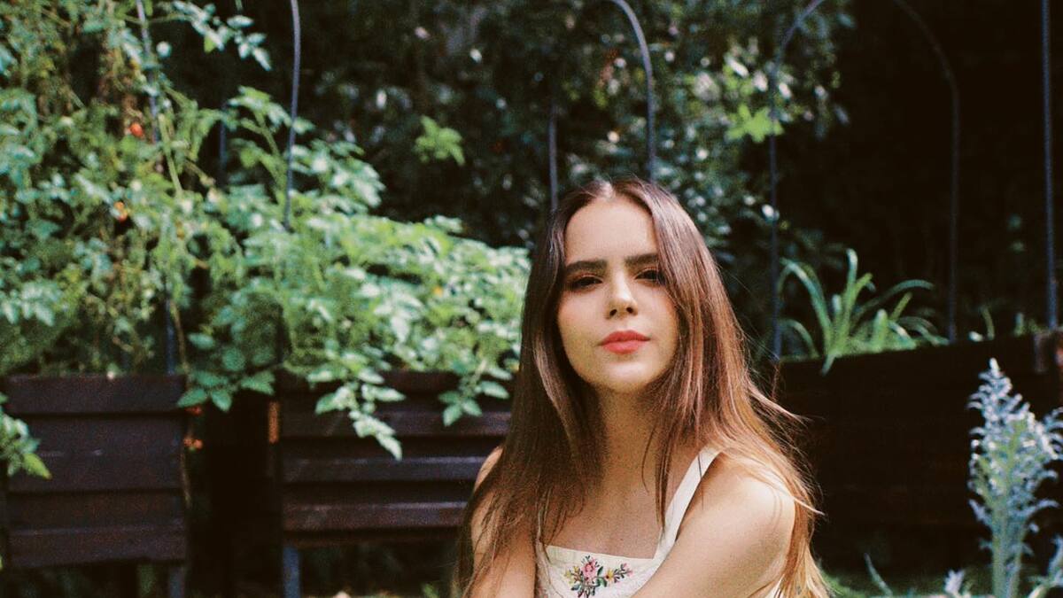 El look de Yuya con el cual sus fans la compararon con Zoë Kravitz