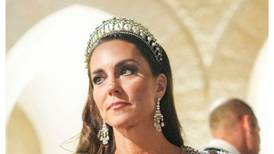 Kate Middleton deslumbra con la tiara de diamantes de Lady Di en la boda del año