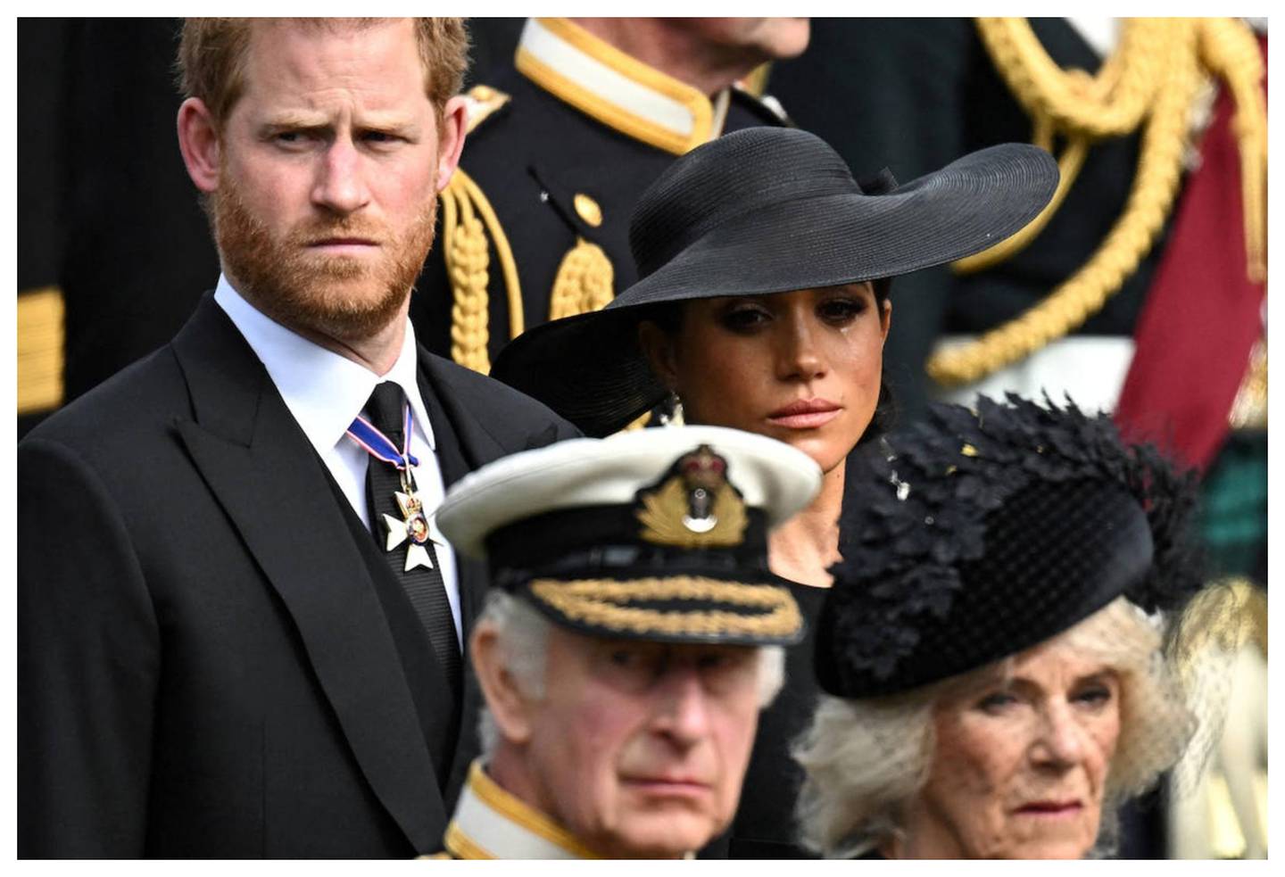 El príncipe Harry y Meghan Markle en el funeral de la Reina Isabel II.